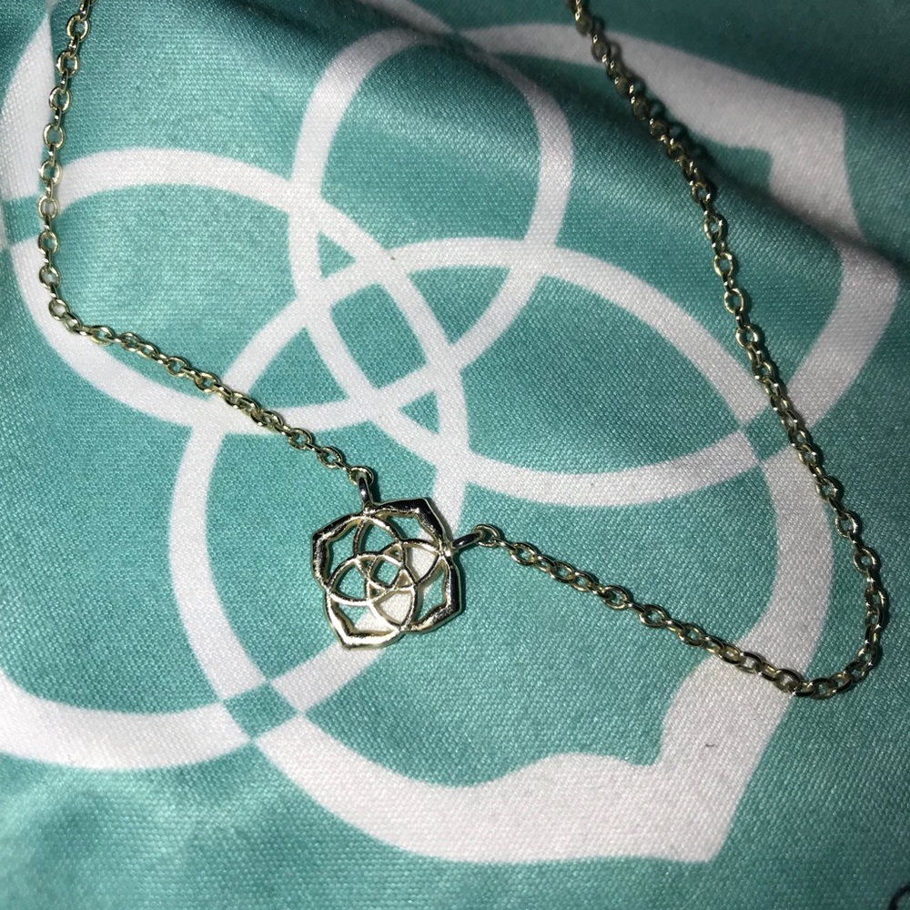 KENDRA SCOTT NECKLACE